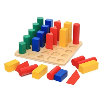 Montessori lépcső - fából, geometriai formák