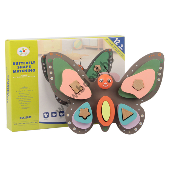 Pillangó - montessori játék formaillesztővel
